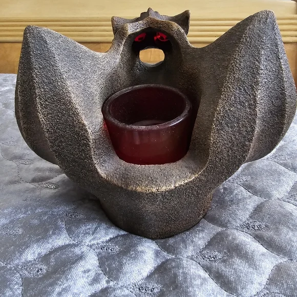 Windstone Editions Vampire Bat Gargoyle RARE - Picture 2 of 5